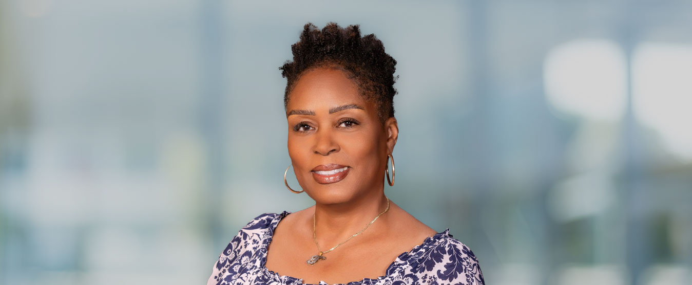 Tracy Holt